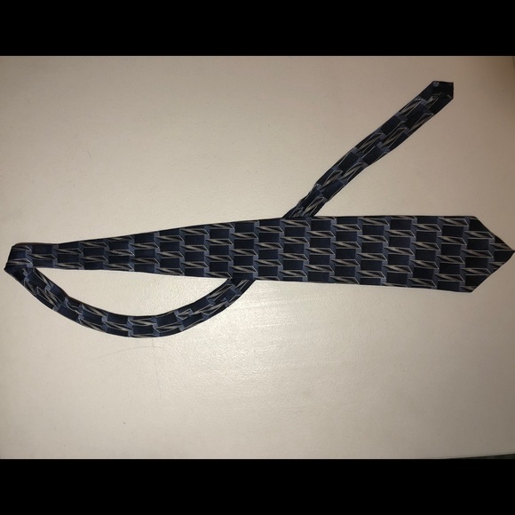 Mens MW Collection Silk Necktie - Picture 6 of 6